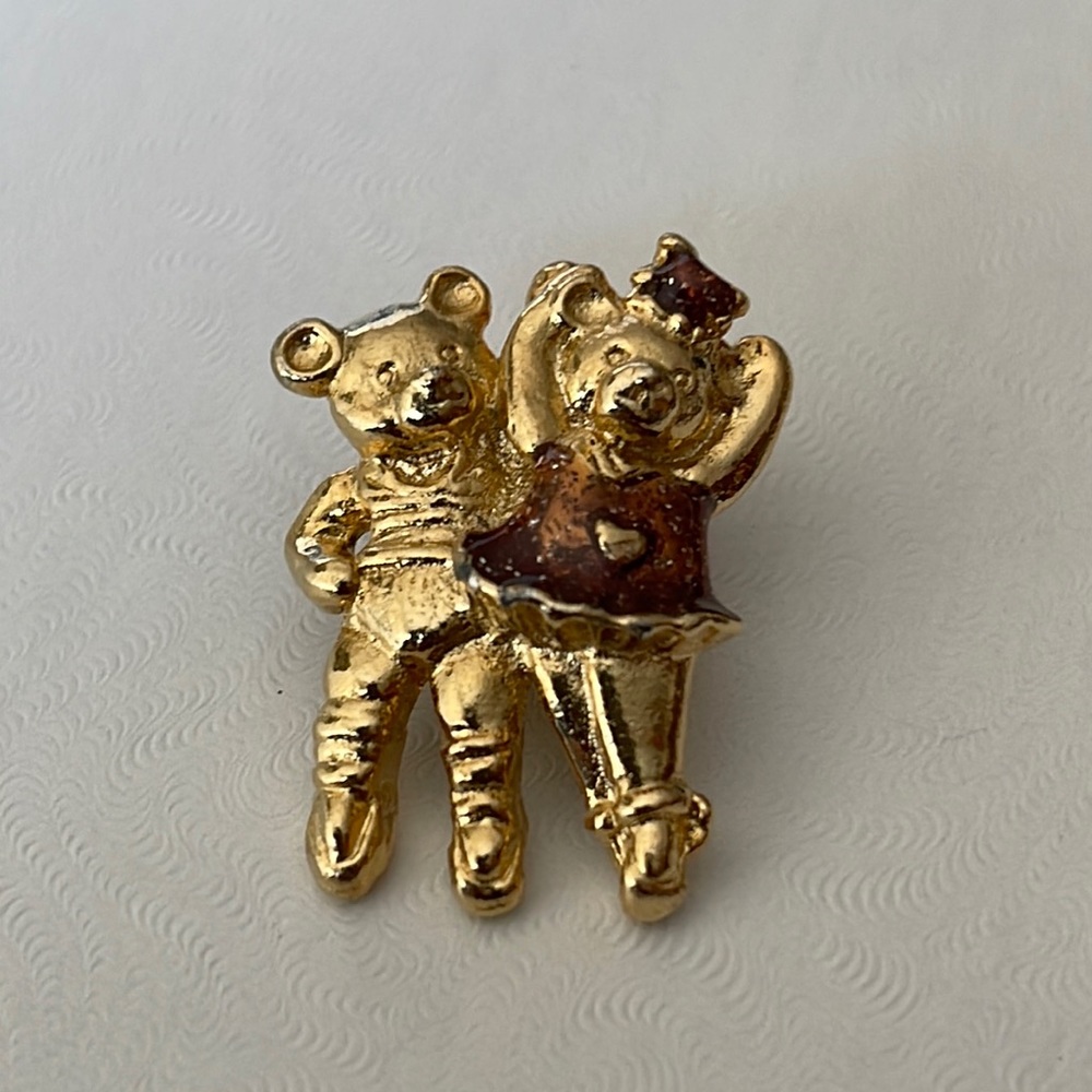 Pin